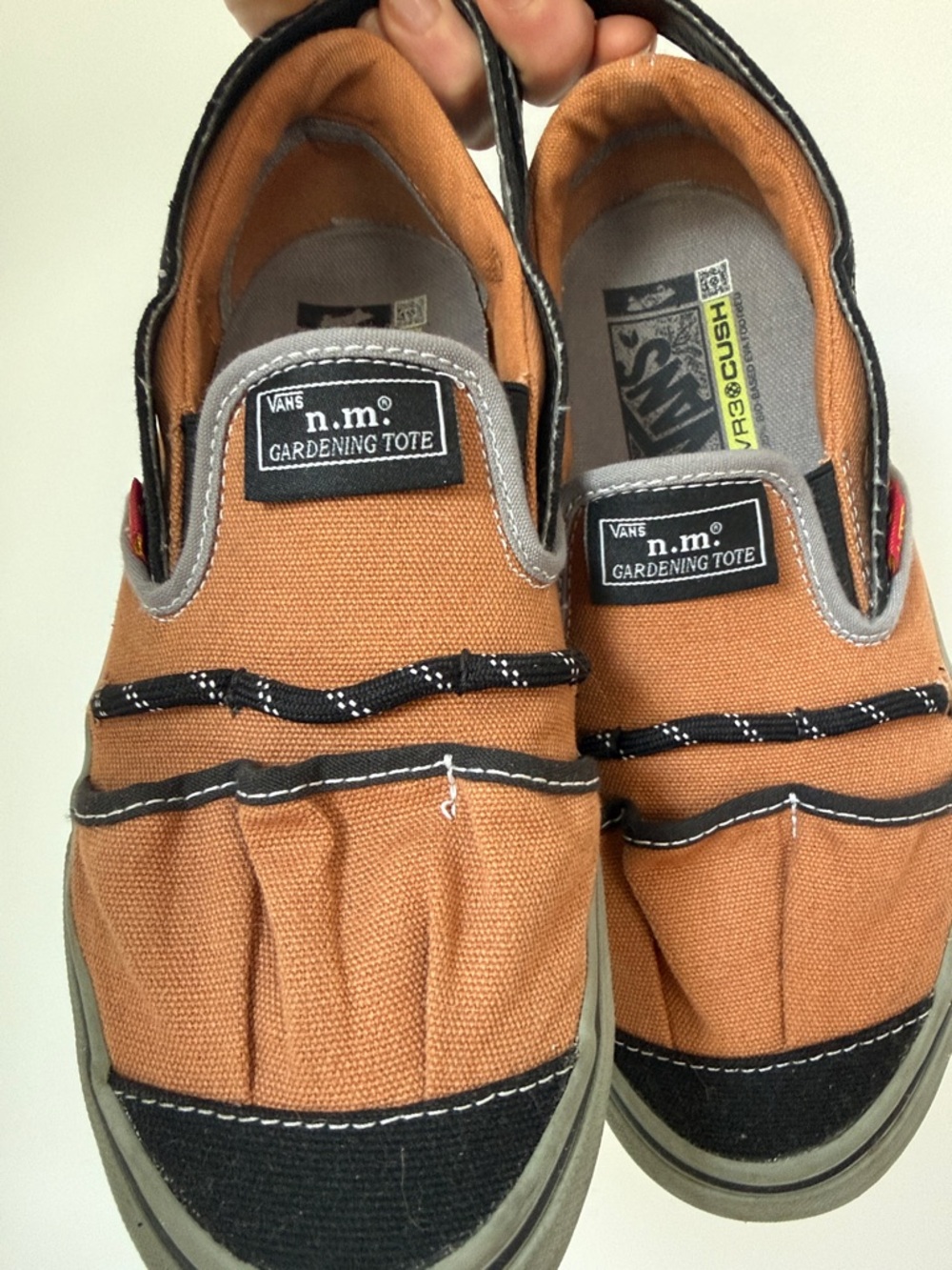 Vans Vault Slip-On VR3 LX
Nicole McLaughlin Gardening Canvas Tote Bag Shoes Sz 8 - Picture 2 of 9